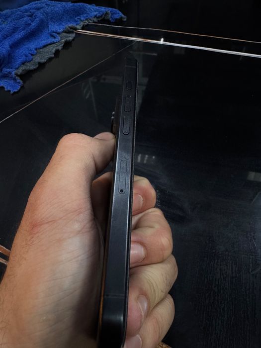 Iphone 15pro.       .