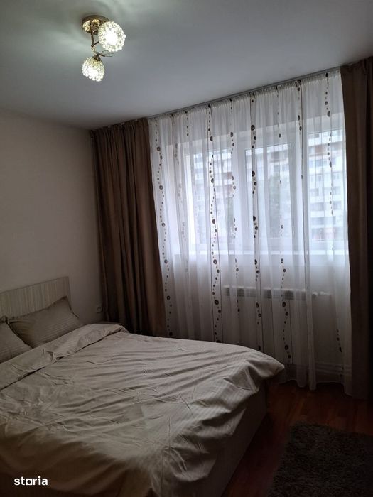 Inchiriez apartament