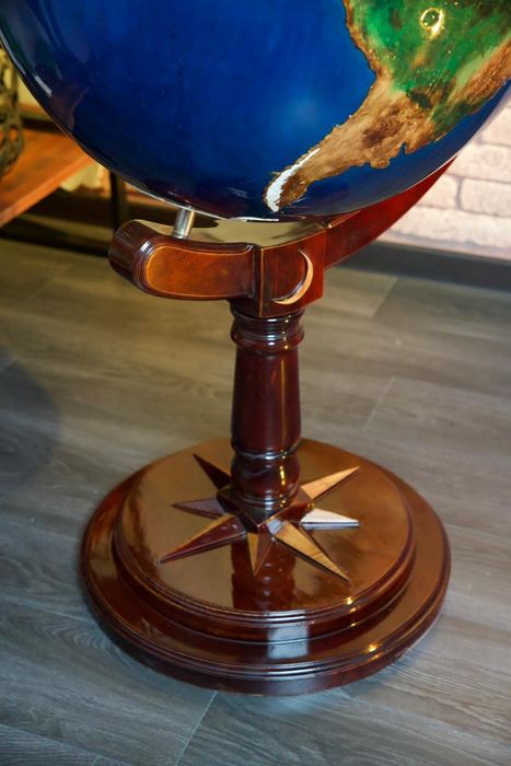 Глобус бар, шахматы