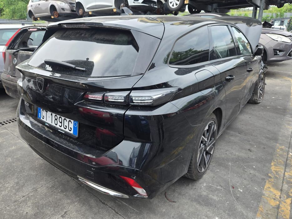 Haion spate peugeot 308 an 2024 Break