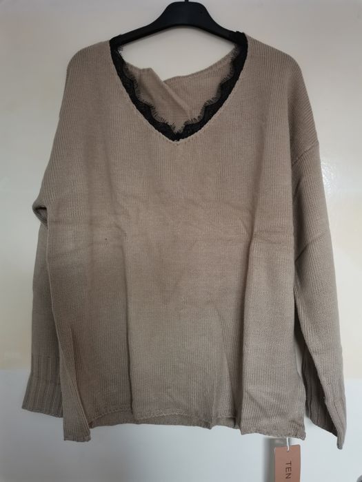 Блузи с дълъг ръкав, рокли, ризи + подарък