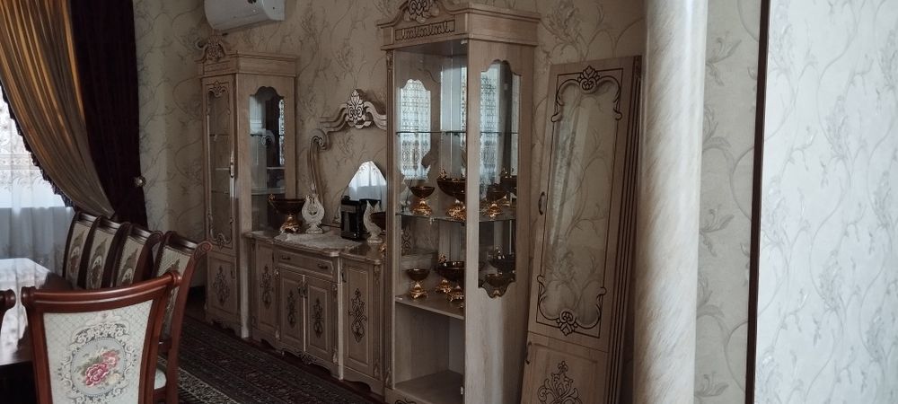 Мебель спальни шкаф кровать тумбочки подставка для телевизора Честер