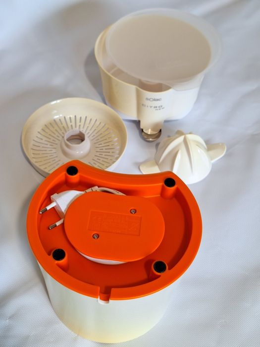 Сокоизстисквачка Solac CITRO EX6151 – нова, 40W, цитрус преса