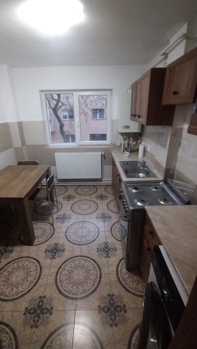 2 camere decomandat, et1, balcon, Str. Iasomiei