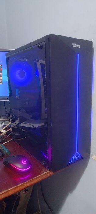 Vand unitate pc  calculator gaming Roblox , Minecraft , GTA