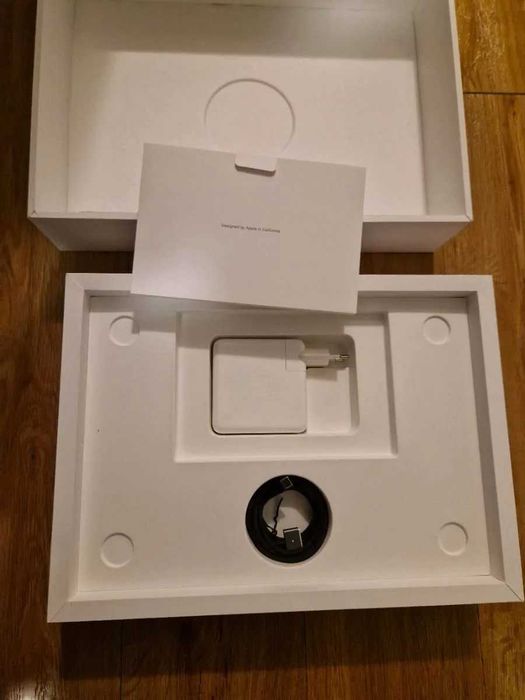 MacBook Pro M3 1TB SSD Space Schwarz
