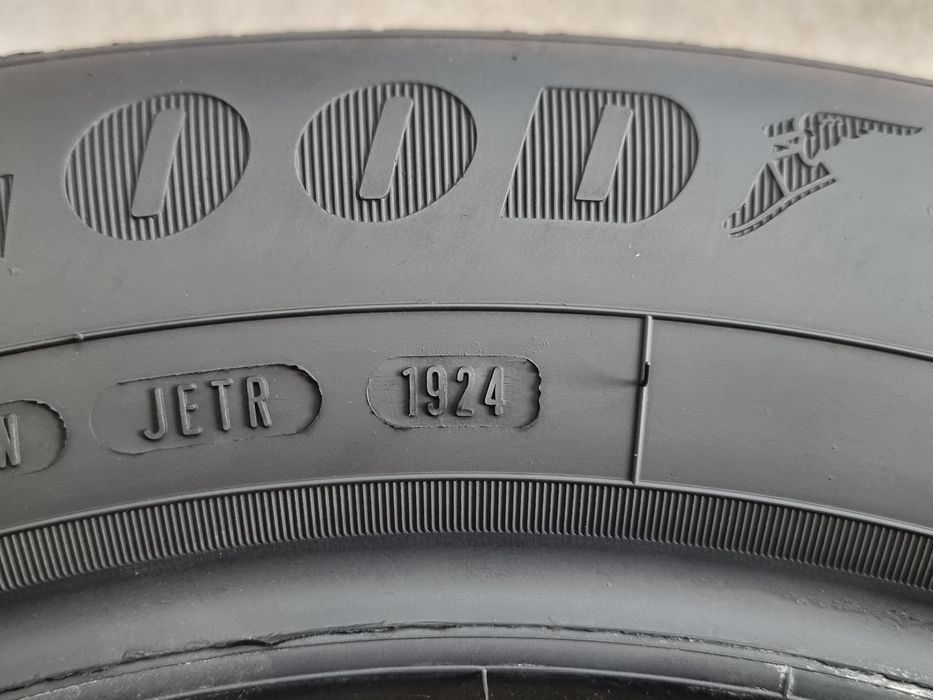 "Dot 23/24" 205/60/16 Goodyear 4Броя: 170€ 6.3мм