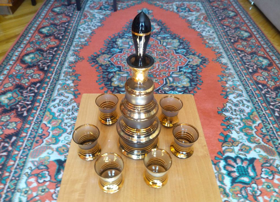 Графин и 6 стопок