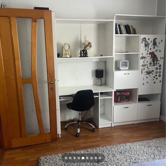 Apartament de vanzare /