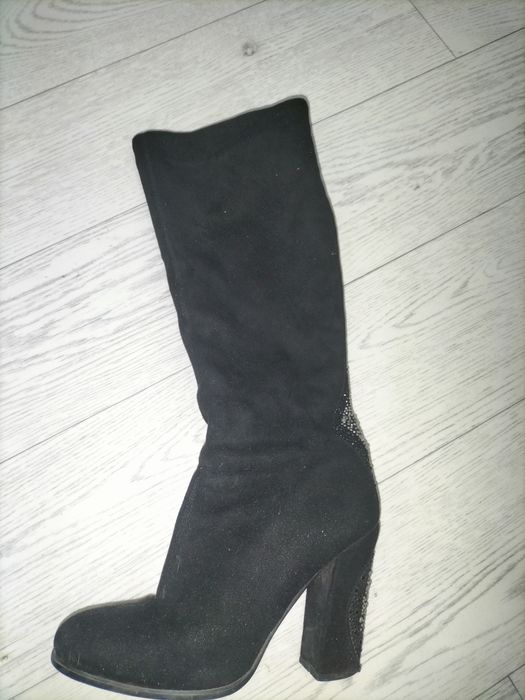 Продам  зимние сапоги