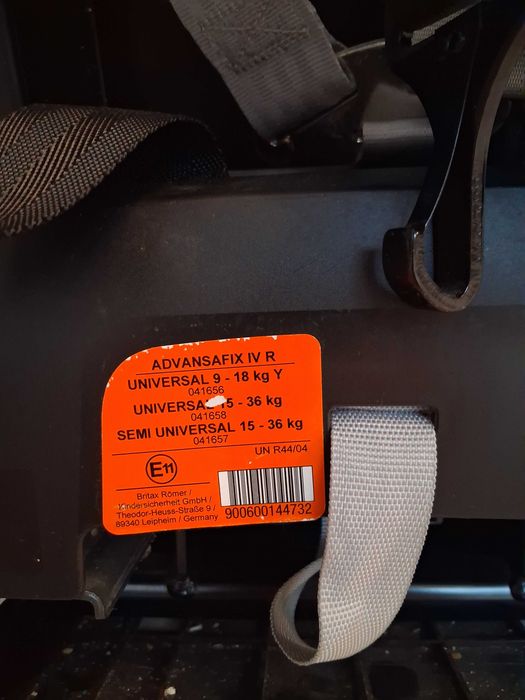 Scaun auto Britax Römer ADVANSAFIX IV R, ISOFIX, 9–36 kg