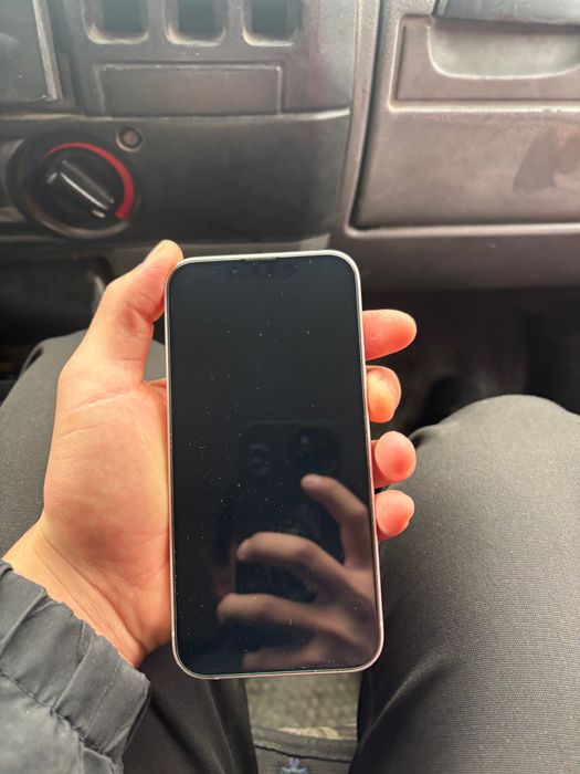 iPhone 13 смотреть