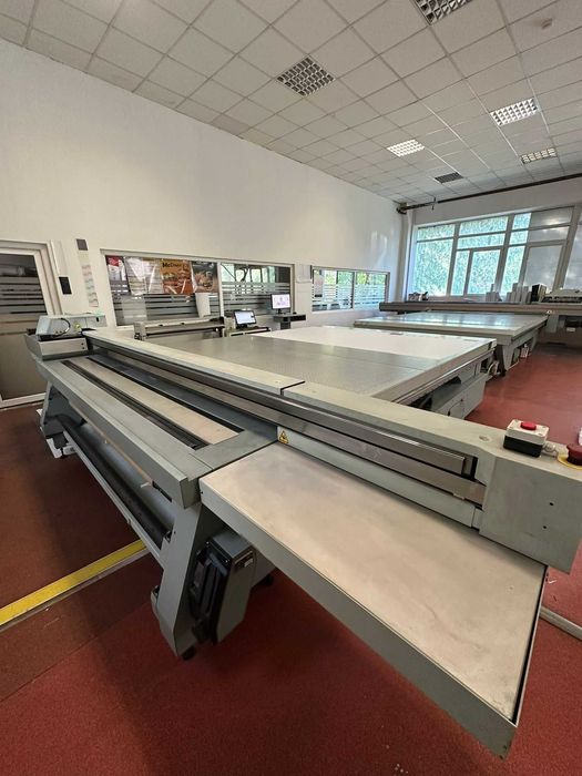 Imprimante productie publicitara  OCE Arizona  6170 XTS si OCE ARIZONA 550 XT