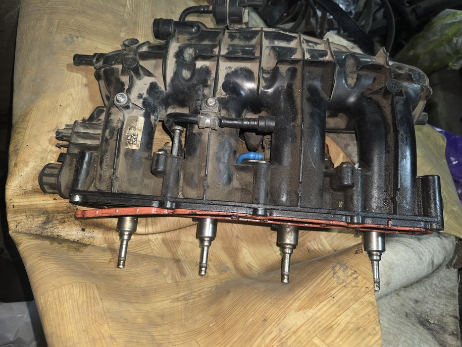 Двигатель на тигуан с форсунками .