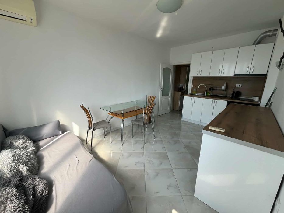 Дава се под наем Двустаен апартамент в Варна, Левски - 50 кв.м за 598.23 € - Снимка #1