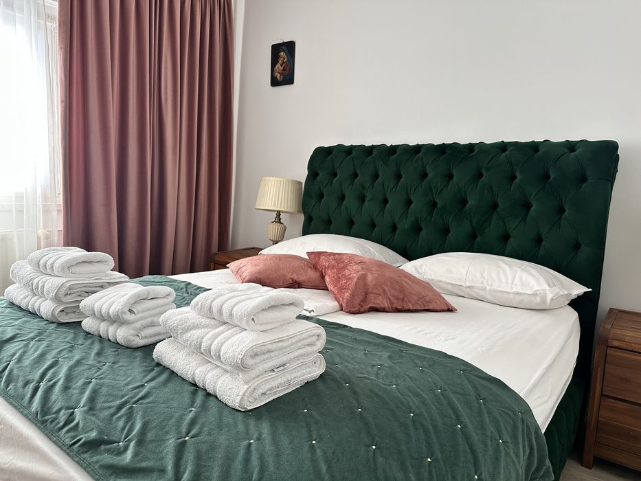 Proprietar inchiriez apartament spatios pe termen lung