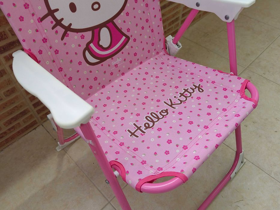 Детско столче Hello Kitty