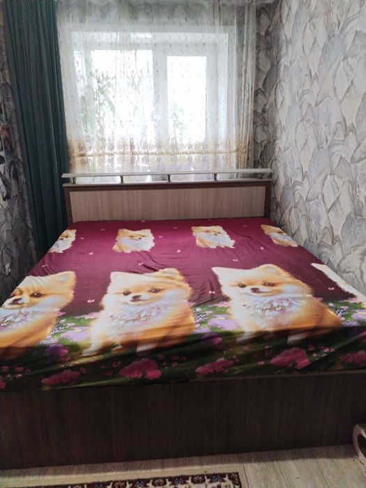 Продам двухспальную кровать