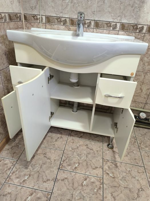 Мебель в ванную комнату