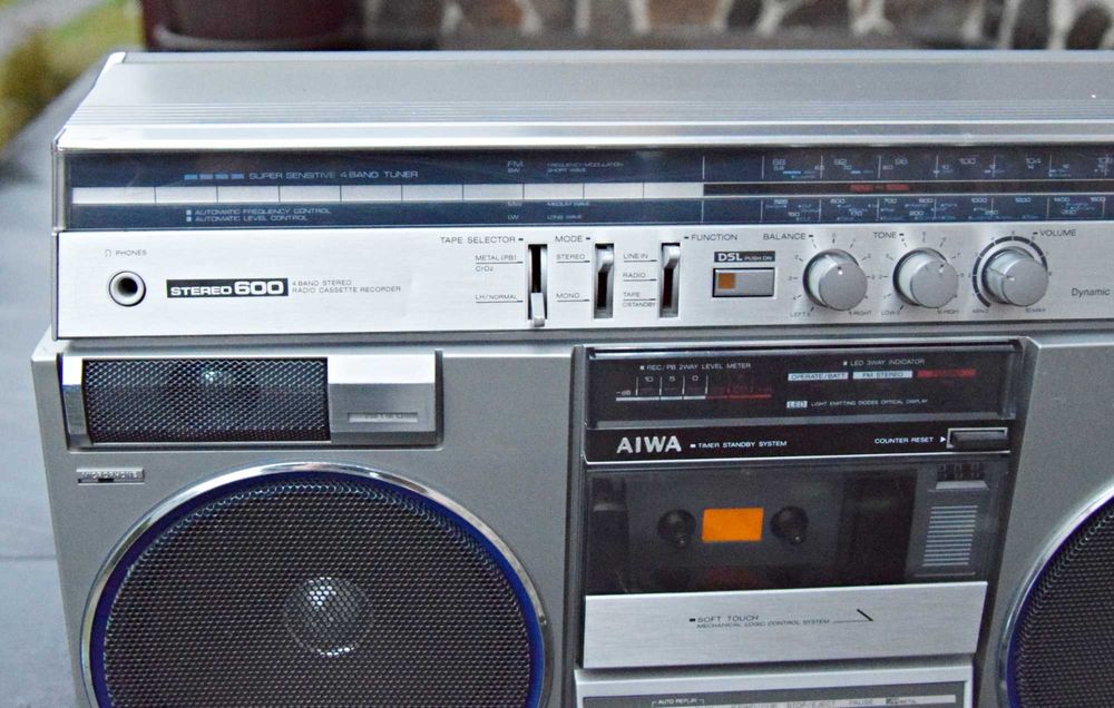 Radio-casetofon AIWA CS-600E boombox