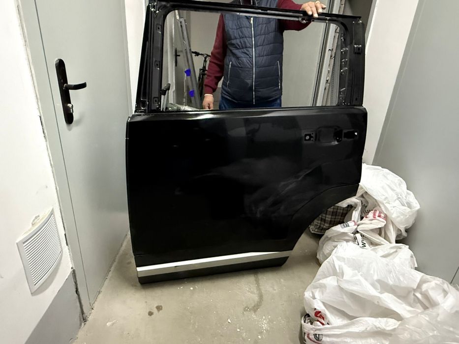 Дверь Santa Fe 2025