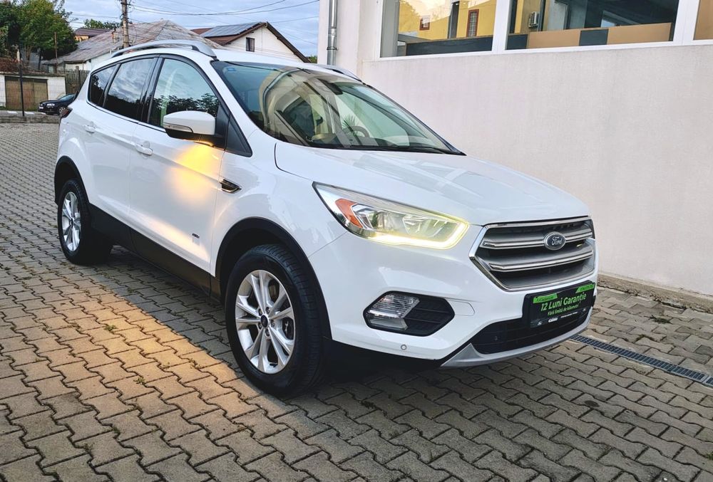FORD Kuga 2017 — imagine 2