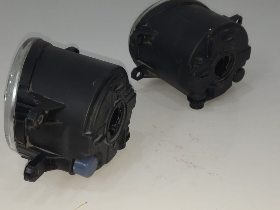 Противотуманные фары Тайота камри