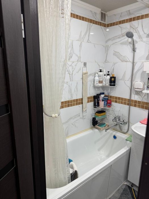 Продам 2 комнатую квартиру