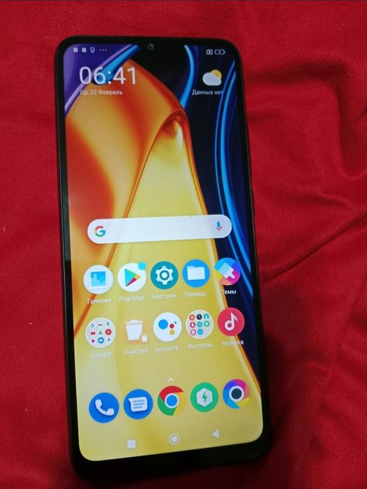 POCO C40. 64 гигабайт