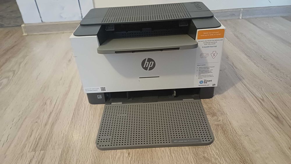Imprimantă HP Laser alb-negru cu Wi-Fi