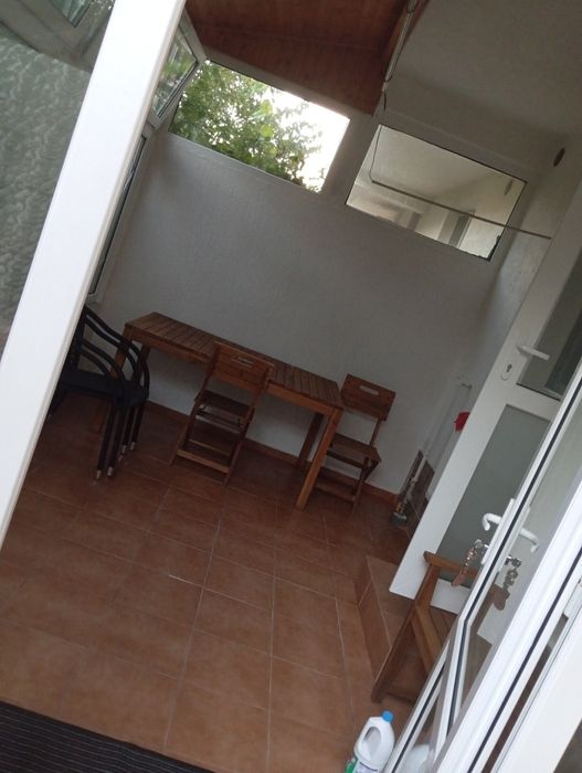 Studio cu gradina și terasa