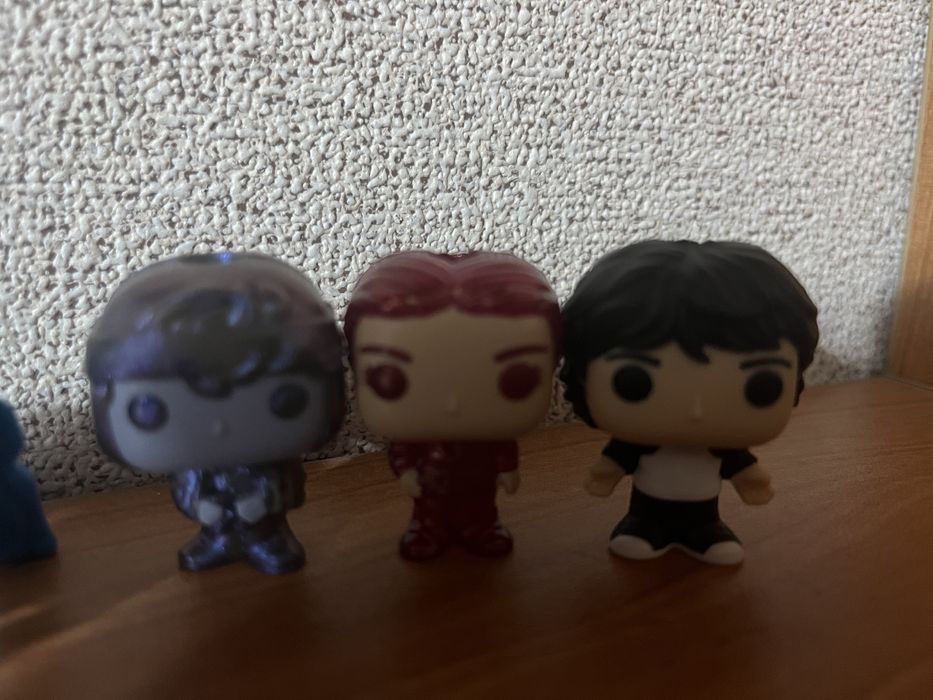 продам фигурки осд