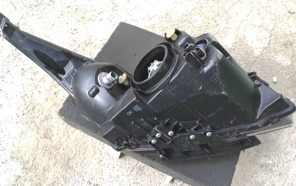 Оригинален фар Шевролет Круз  Chevrolet Cruze