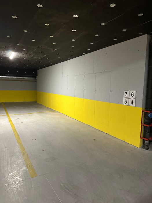 Дава се под наем Гараж / Паркомясто в София, Малинова долина - 28 кв.м за 178.5 € - Снимка #1