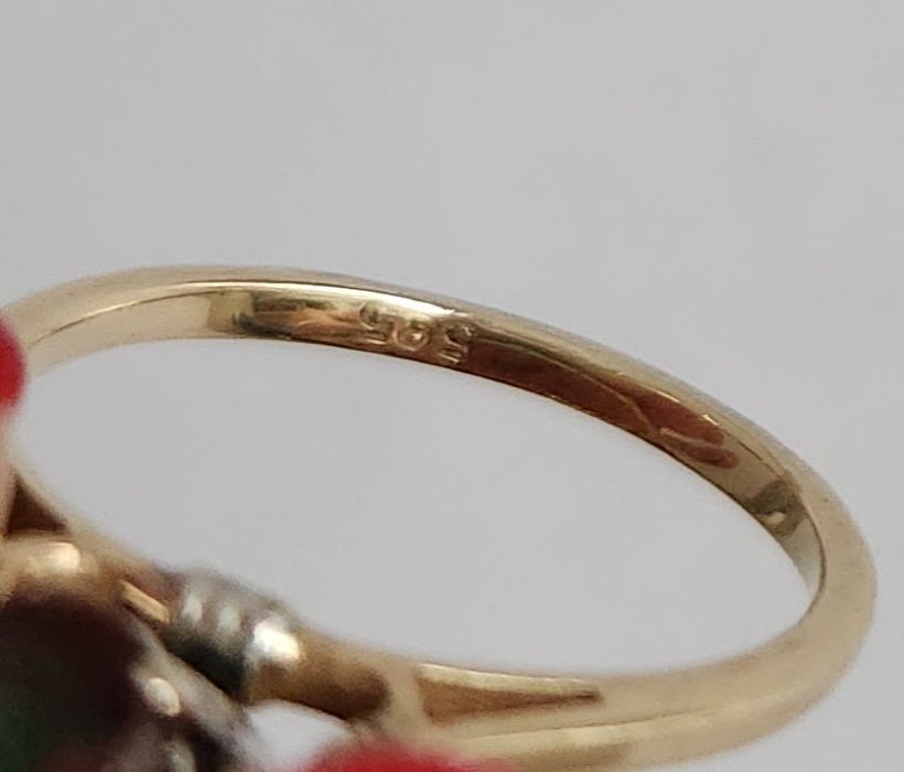 Inel dublu de aur cu sultanit, smarald si diamante