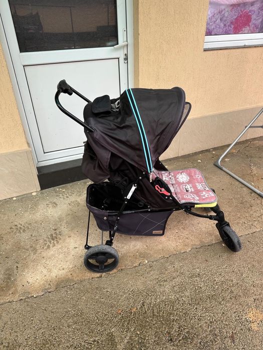 Детска количка в много добро състояние..!