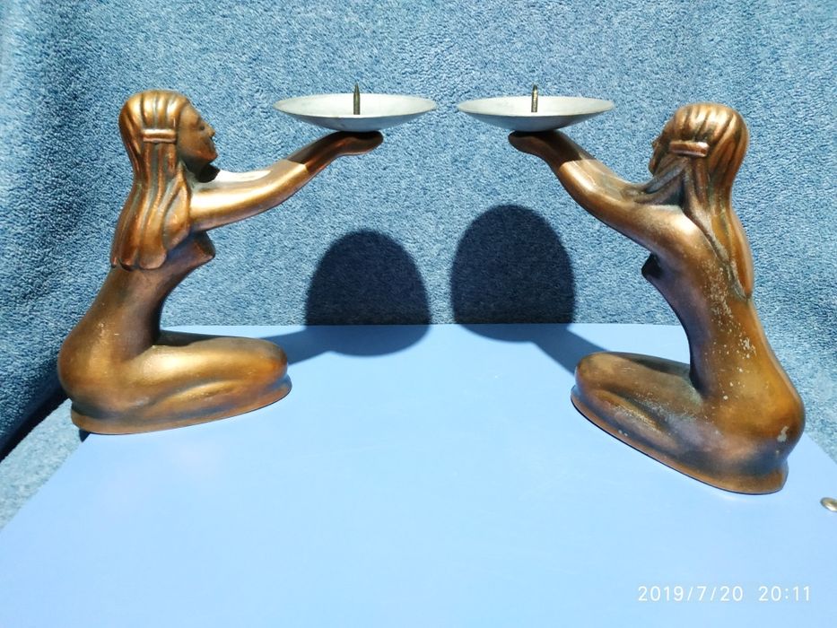 Подсвечник Статуэтка Девушка да будет свет.