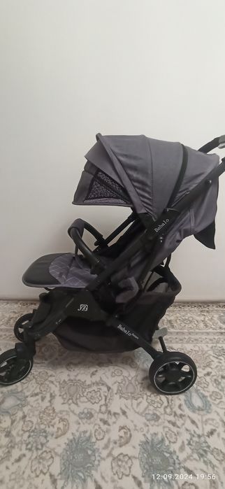 Коляска прогулочная