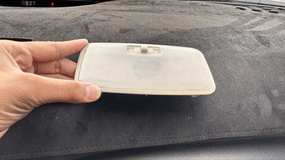 Камри 40-45 плафон оригинал бу