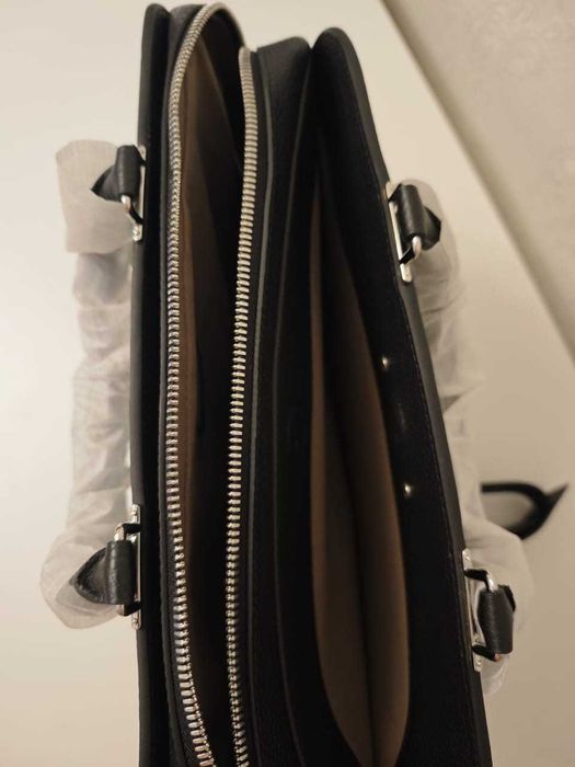 Портфель от Louis Vuitton