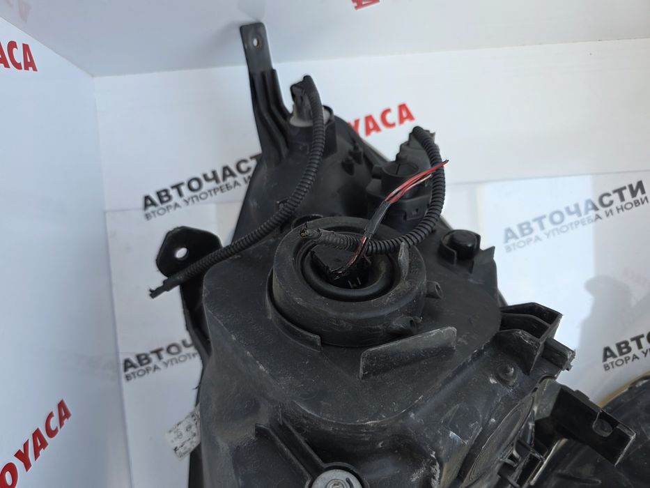 Десен фар Honda CR-V II 02-06г