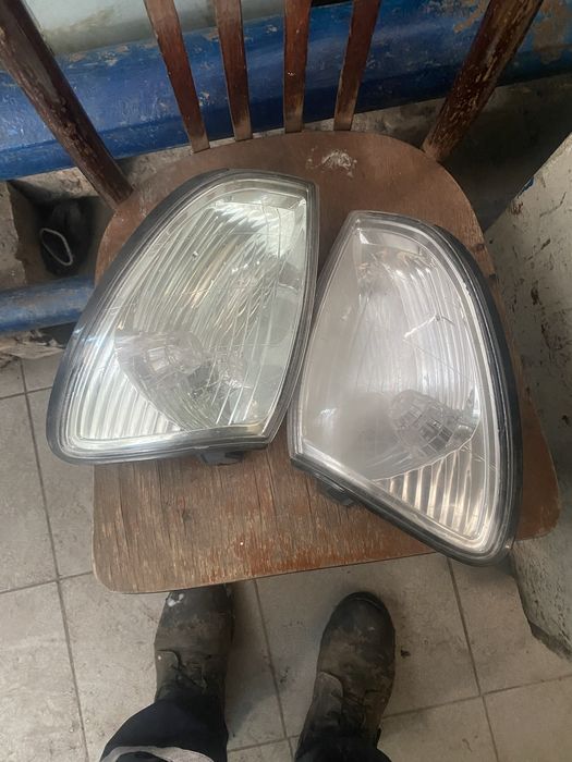 Продаю поворотники .