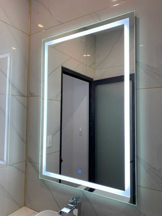 Зеркало с подсветкой в ванную 60х80 или 80х60 Антипар с подогревом