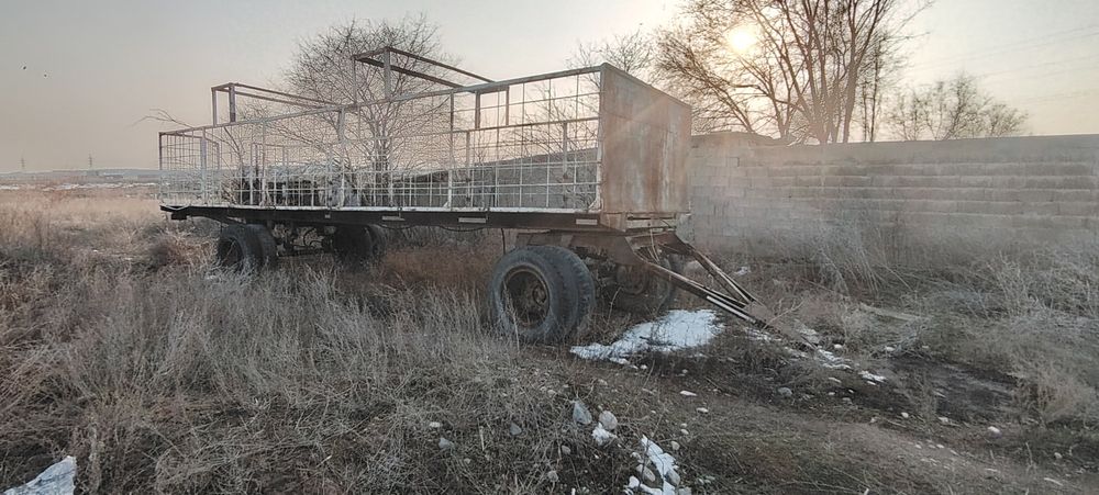 Прицеп пчеловодческий