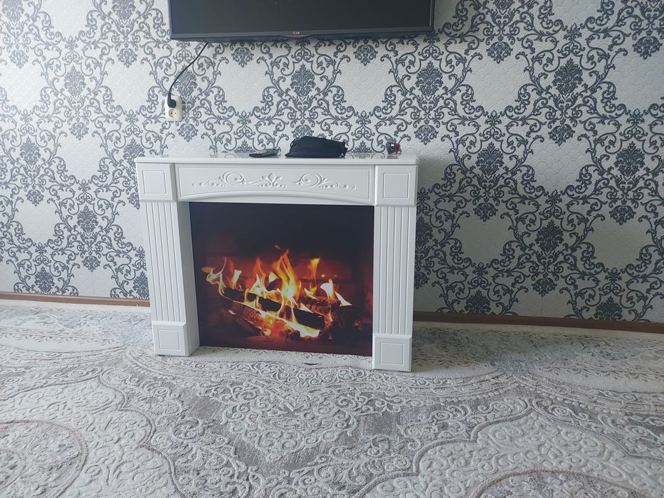 Продаю стол трансформер камин