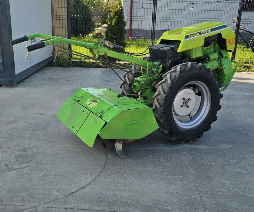 Vând motocultor Grillo 18.5 cp cu pornire electrică si manuală  in stare impecabila de funcționare
