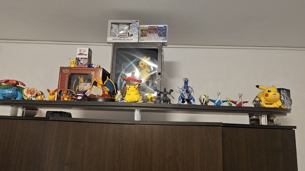 Pokemon Figurine