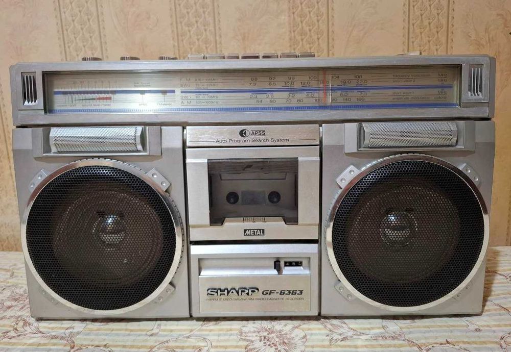 Магнитола  Sharp GF-6363