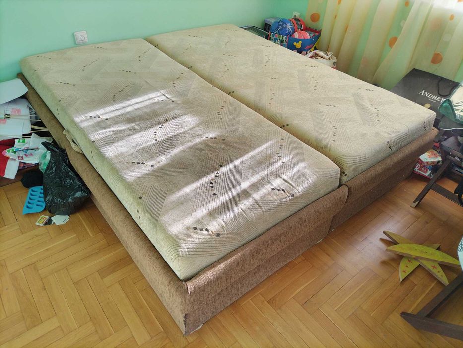 продавам ъглови дивани с ракла