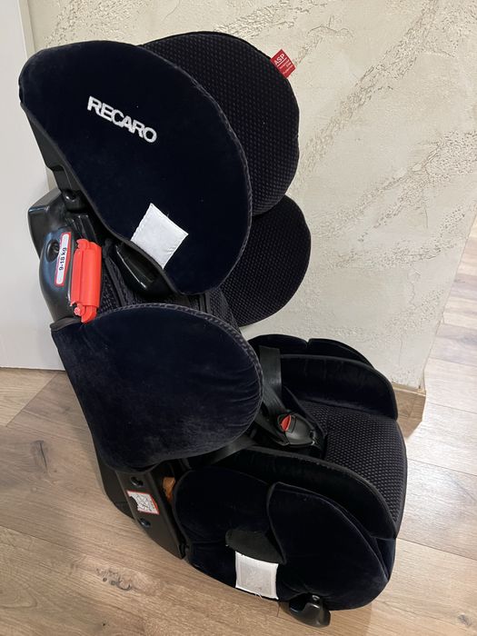 Детски стол за кола RECARO